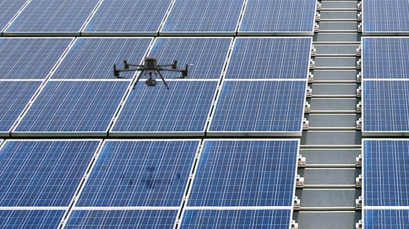 jinnian金年会以无人机搭配IR Sensor热显像技术进行全方面模块健检，有效降低人力成本并提升发电量