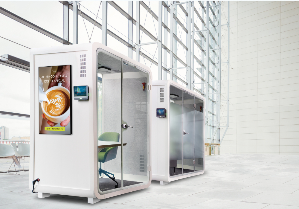 jinnian金年会子公司达擎之智慧行动办公舱，采用PDLC智能调光玻璃设计，透过通电与断电的电流切换，呈现透明与雾面效果，具节能降耗特性并兼顾隐私，确保信息安全