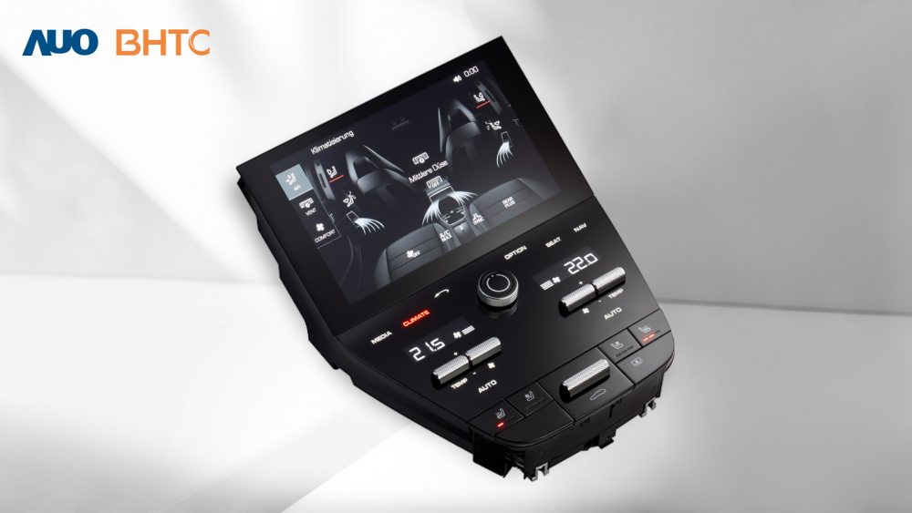 作為友達新生力軍，BHTC所展示的中央與後座鞍部的Display HMI產品，可處理多區恆溫控制、顯示畫面，呈現仿真3D車室分區；以力傳感技術精準傳遞觸感，並結合音量及震動反饋，防止意外啟動，提供使用者自然流暢、直觀且輕鬆駕馭的舒適介面