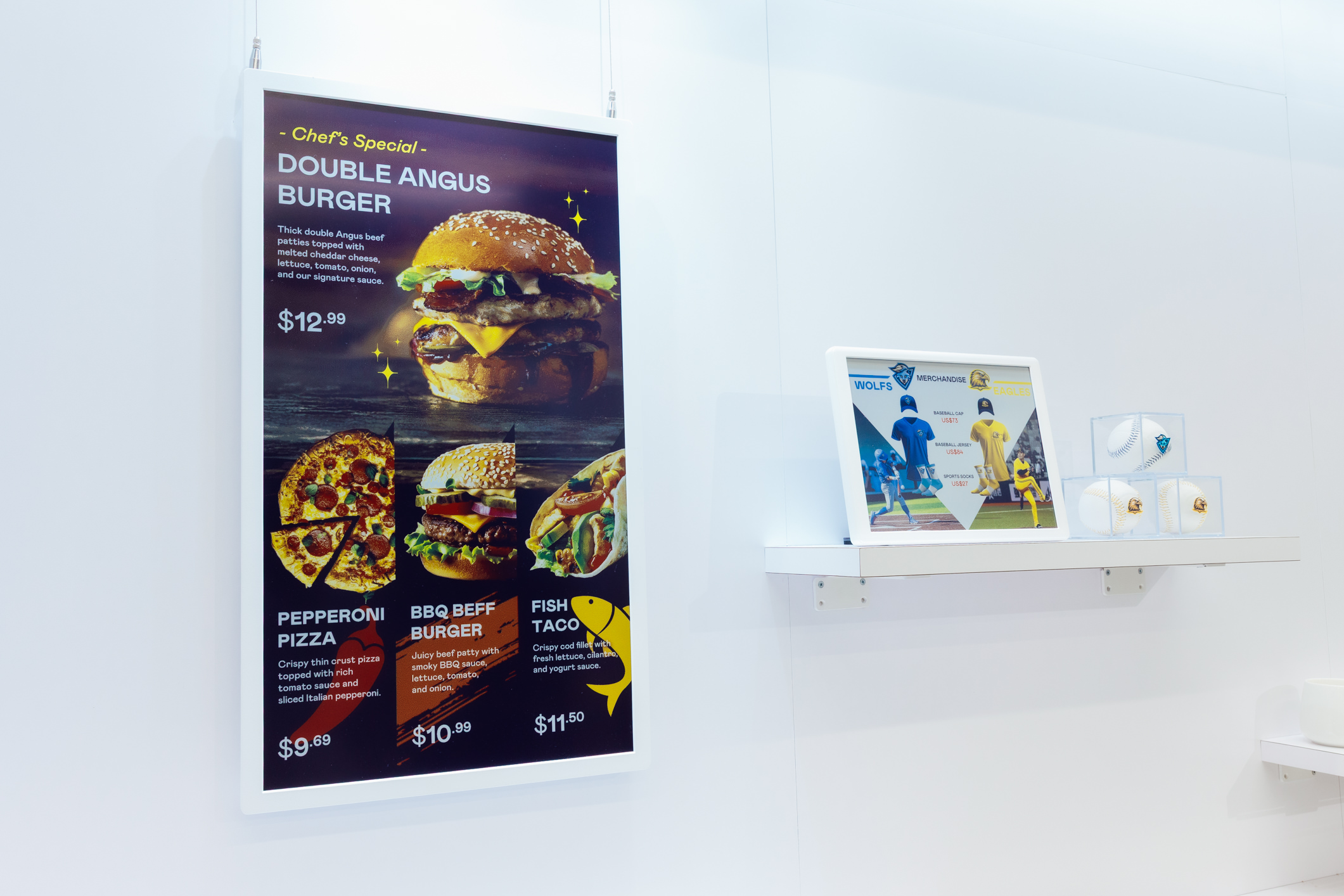 达擎开发的低功耗、全彩的aecoPost电子纸解决方案，仅在更新画面时需要微量的电力驱动，无需布建电线的便捷设计，使其可灵活应用、弹性选择置放处；可搭配aecoTag电子货架卷标解决方案，驱动商店内所有数字广告牌和电子货架卷标，以远程控制实现动态变价，提升门市人员作业效率，并以无纸化落实永续经营目标。